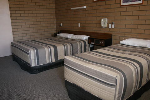 Mount Wycheproof Motor Inn - Tourism Noosa 1