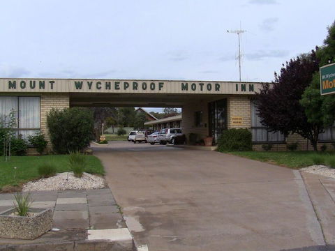 Mount Wycheproof Motor Inn - Tourism Noosa 3