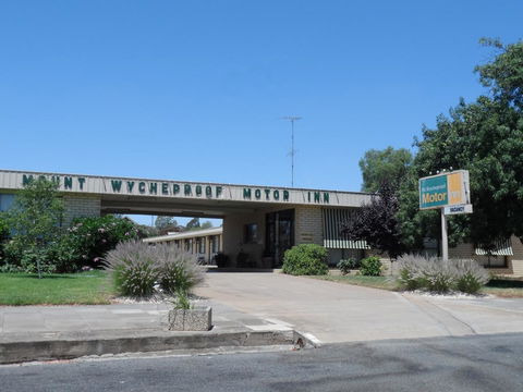 Mount Wycheproof Motor Inn - Tourism Noosa 0