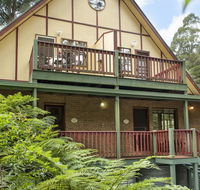 Mountain Lodge - Tourism Noosa