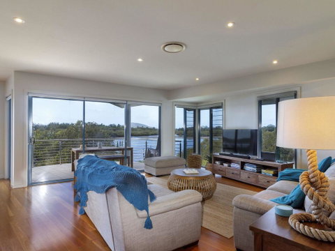 Myall River Magic - Tourism Noosa 0