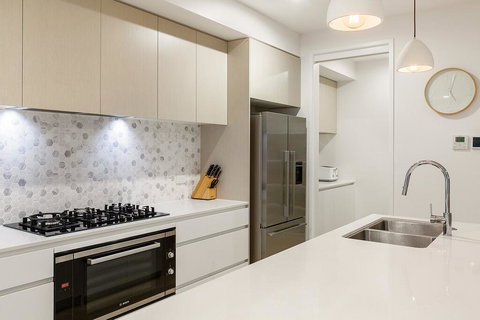 NAUTiLUS OCEAN BREEZE - Tourism Noosa 3