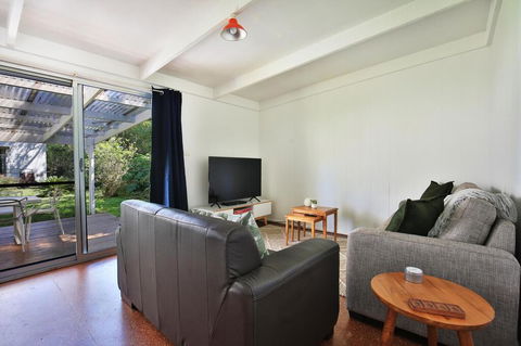 Nest - Pet Friendly - 2 Min Walk To Beach - Tourism Noosa 2