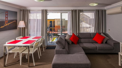 Dowler Apartments Subiaco - Tourism Noosa 42