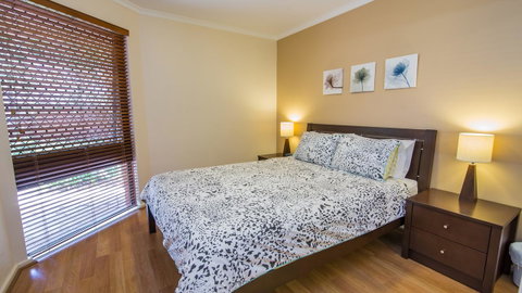 Dowler Apartments Subiaco - Tourism Noosa 36