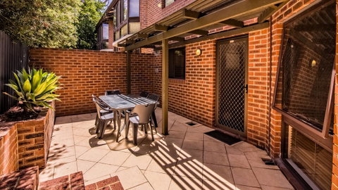 Dowler Apartments Subiaco - Tourism Noosa 38