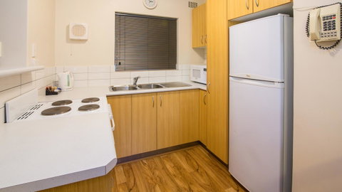 Dowler Apartments Subiaco - Tourism Noosa 17