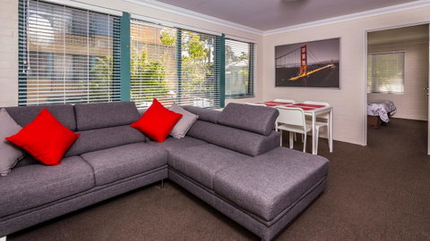 Dowler Apartments Subiaco - Tourism Noosa 14
