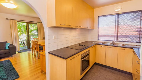 Dowler Apartments Subiaco - Tourism Noosa 40