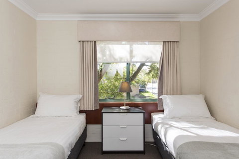 Subiaco Village 30 - Tourism Noosa 18