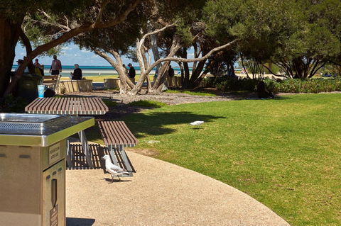 The Urban Beach House - Tourism Noosa 21