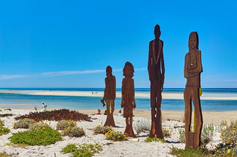 The Urban Beach House - Tourism Noosa 2