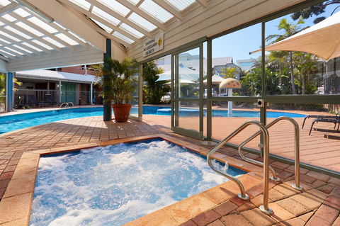 Broadwater Resort Como - Tourism Noosa 6