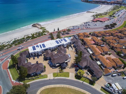 Quality Resort Sorrento Beach - Tourism Noosa 1