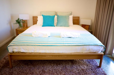 Cottesloe Artist's Beach Retreat - Tourism Noosa 9
