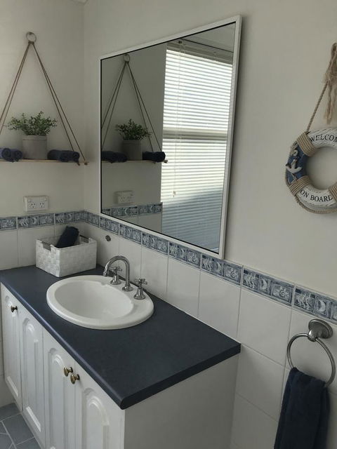 Blue Lake Family Retreat - Tourism Noosa 27