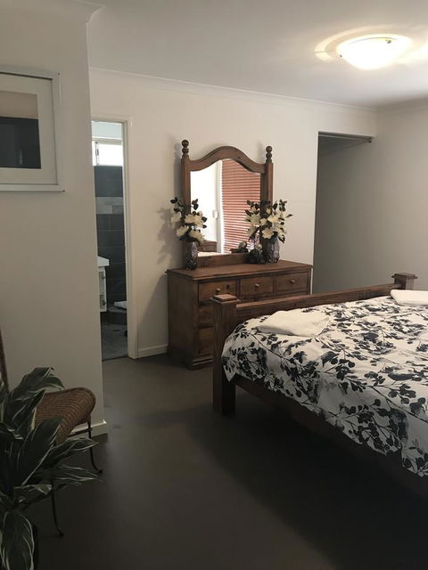 Blue Lake Family Retreat - Tourism Noosa 7