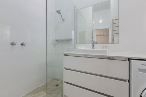 Cottesloe Bel-Air Apartment - Tourism Noosa 11
