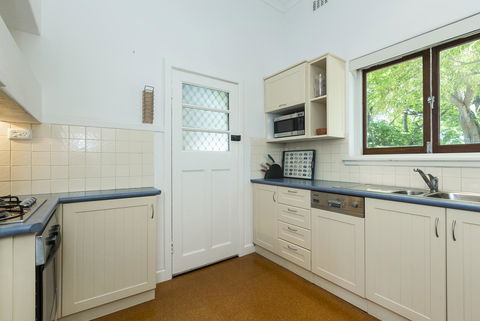 Cottesloe Bel-Air Apartment - Tourism Noosa 12