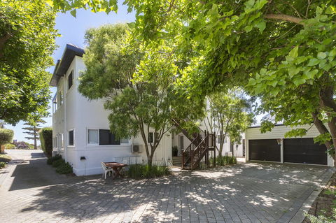 Cottesloe Bel-Air Apartment - Tourism Noosa 15