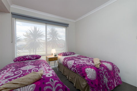 Rainbow Dream House - Tourism Noosa 13