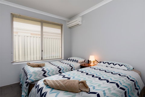 Rainbow Dream House - Tourism Noosa 15