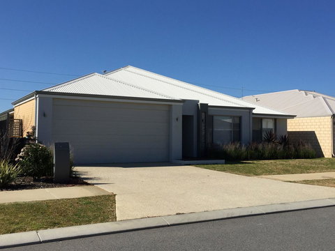 Rainbow Dream House - Tourism Noosa 27