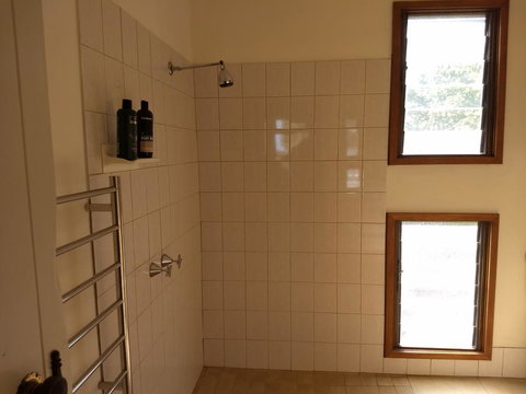 Hotham Ridge Estate - Tourism Noosa 1