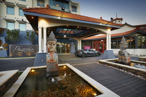 Pagoda Resort & Spa - Tourism Noosa 11