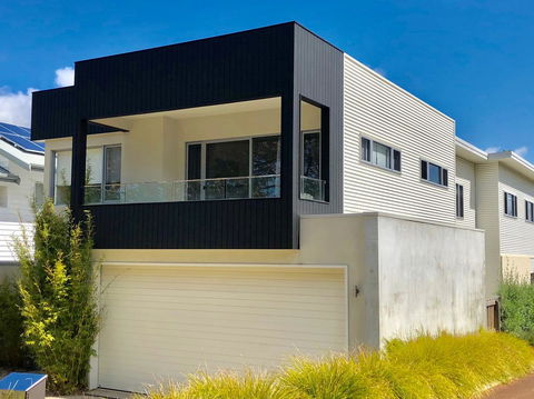 Sandpiper Retreat - Tourism Noosa 0