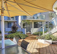 Beachfront  Scarbs - Tourism Noosa