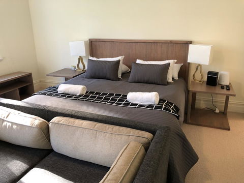Caves Road Guest Houses - Tourism Noosa 10