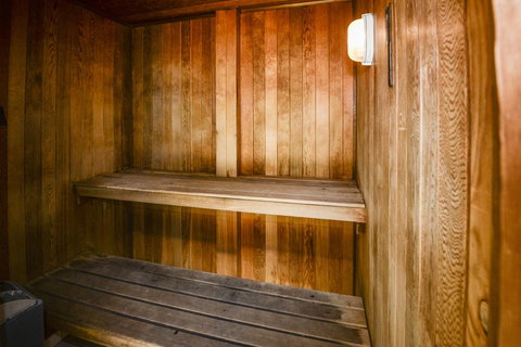 Leeuwin Apartments - Tourism Noosa 4