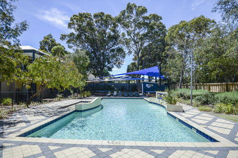 Leeuwin Apartments - Tourism Noosa 0