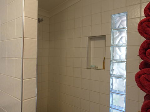 The Blacksmiths Cottage - Tourism Noosa 9