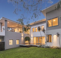 36 Thurston - Tourism Noosa