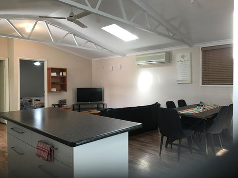Sabai Accommodation - Tourism Noosa 21