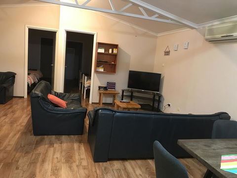 Sabai Accommodation - Tourism Noosa 14