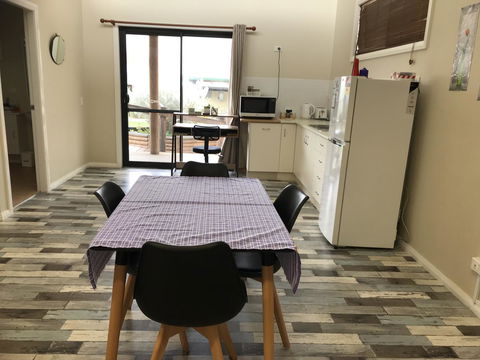 Sabai Accommodation - Tourism Noosa 1