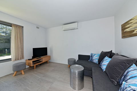 Cottesloe Apartment Close To Beach - Tourism Noosa 10