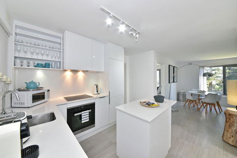 Cottesloe Apartment Close To Beach - Tourism Noosa 8