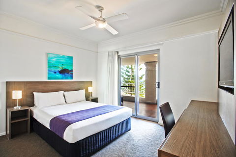 Cottesloe Beach Hotel - Tourism Noosa 4