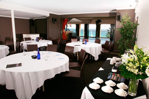 Cottesloe Beach Hotel - Tourism Noosa 18