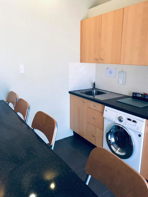 Joondalup City Hotel - Tourism Noosa 3