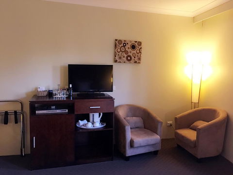 Joondalup City Hotel - Tourism Noosa 9