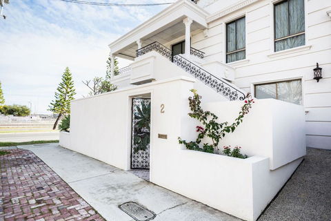 Ada South Fremantle - Tourism Noosa 0