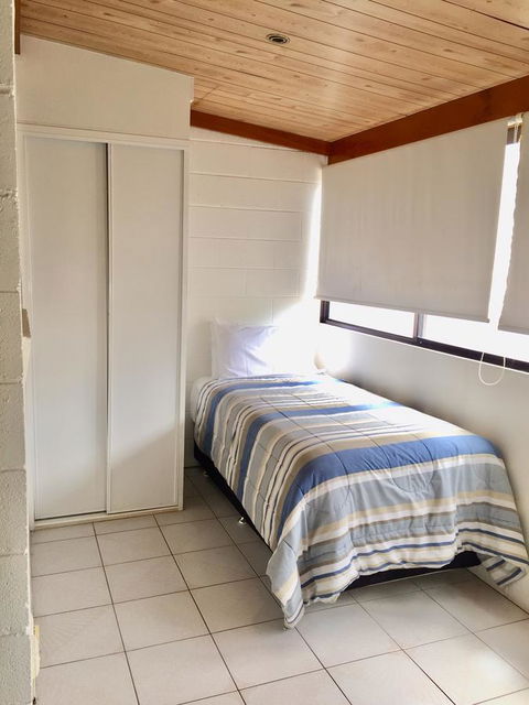 Cottesloe Beach Chalets - Tourism Noosa 18