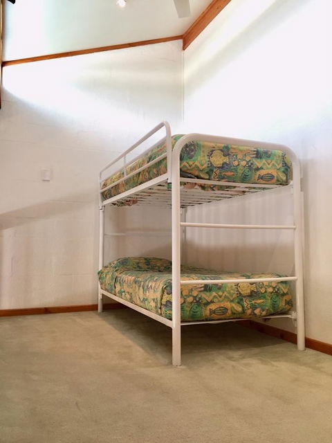 Cottesloe Beach Chalets - Tourism Noosa 43