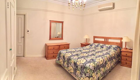 Cottesloe Beach Chalets - Tourism Noosa 5