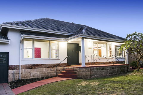 Big House Heated Pool 11 Beds Como / South Perth / Applecross - Tourism Noosa 5